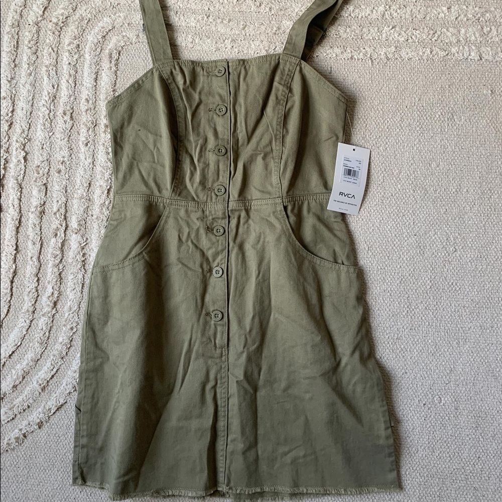 NWT RVCA jumper dress